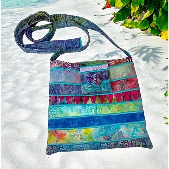 Handmade SieberDesigns Multicolored Batik Crossbody Purse Adjustable Strap - Picture 1 of 8